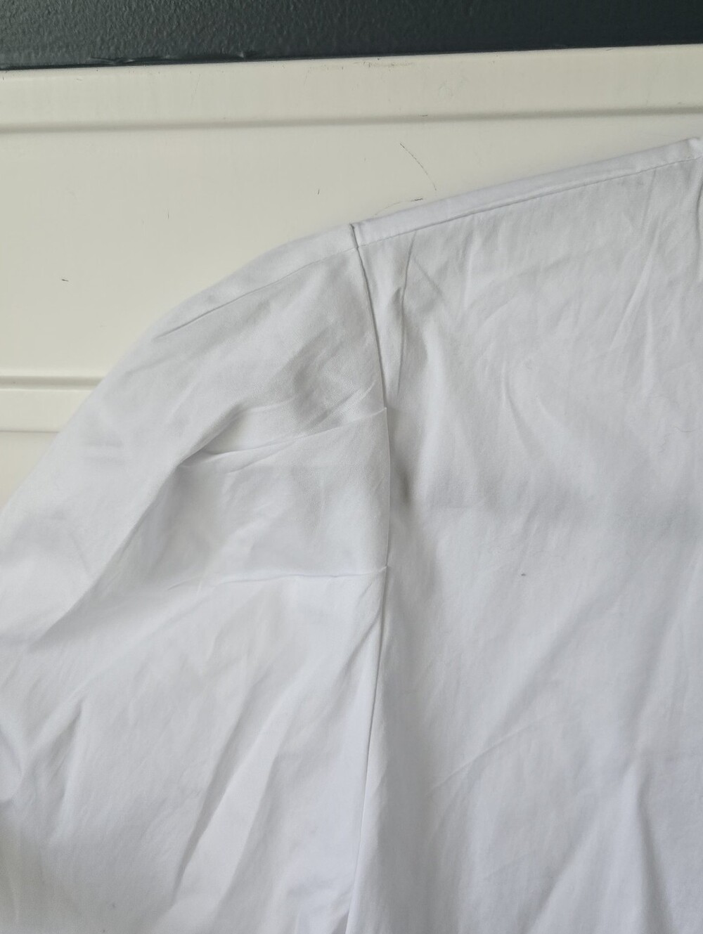 Madewell Women's Puff-Sleeve Button-Up Shirt - Picture 8 of 10